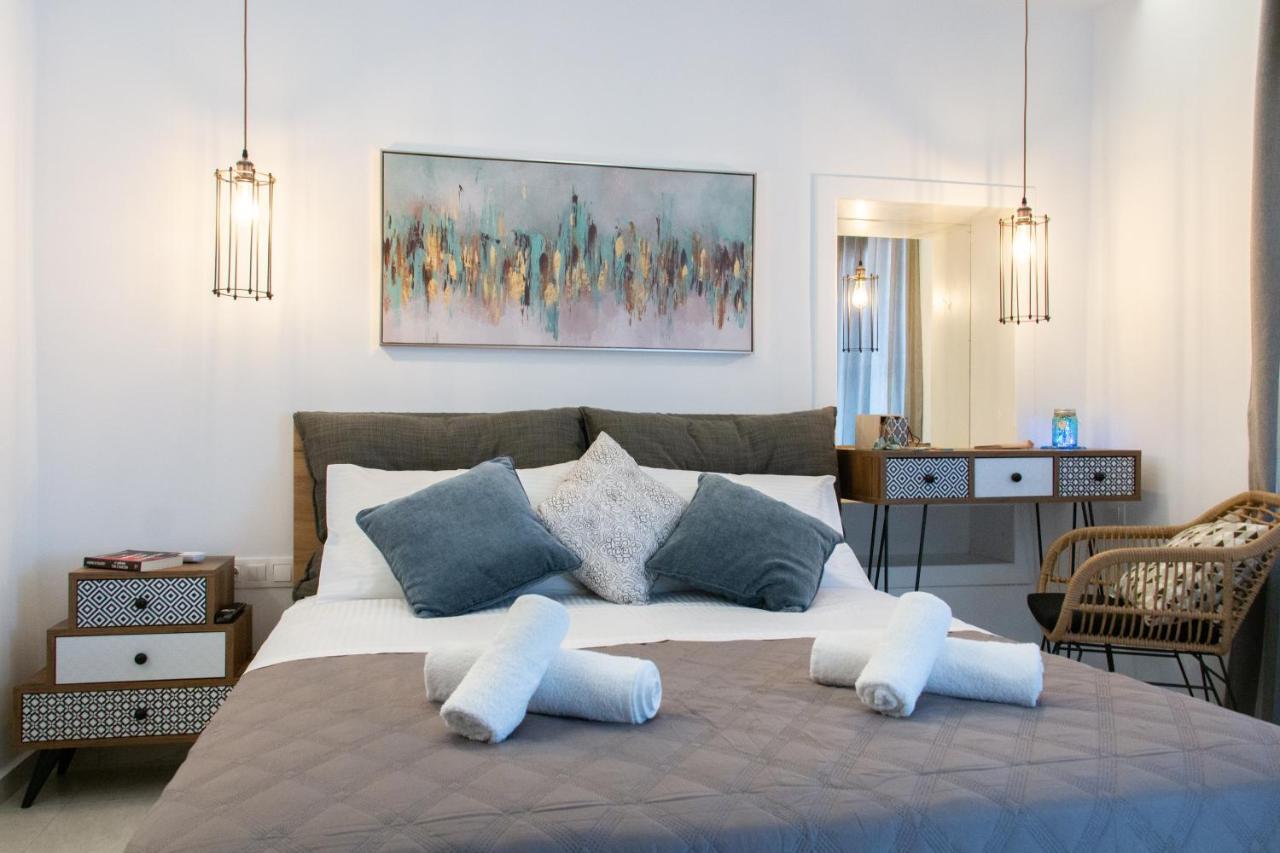 Poros Town Camara Suite מראה חיצוני תמונה